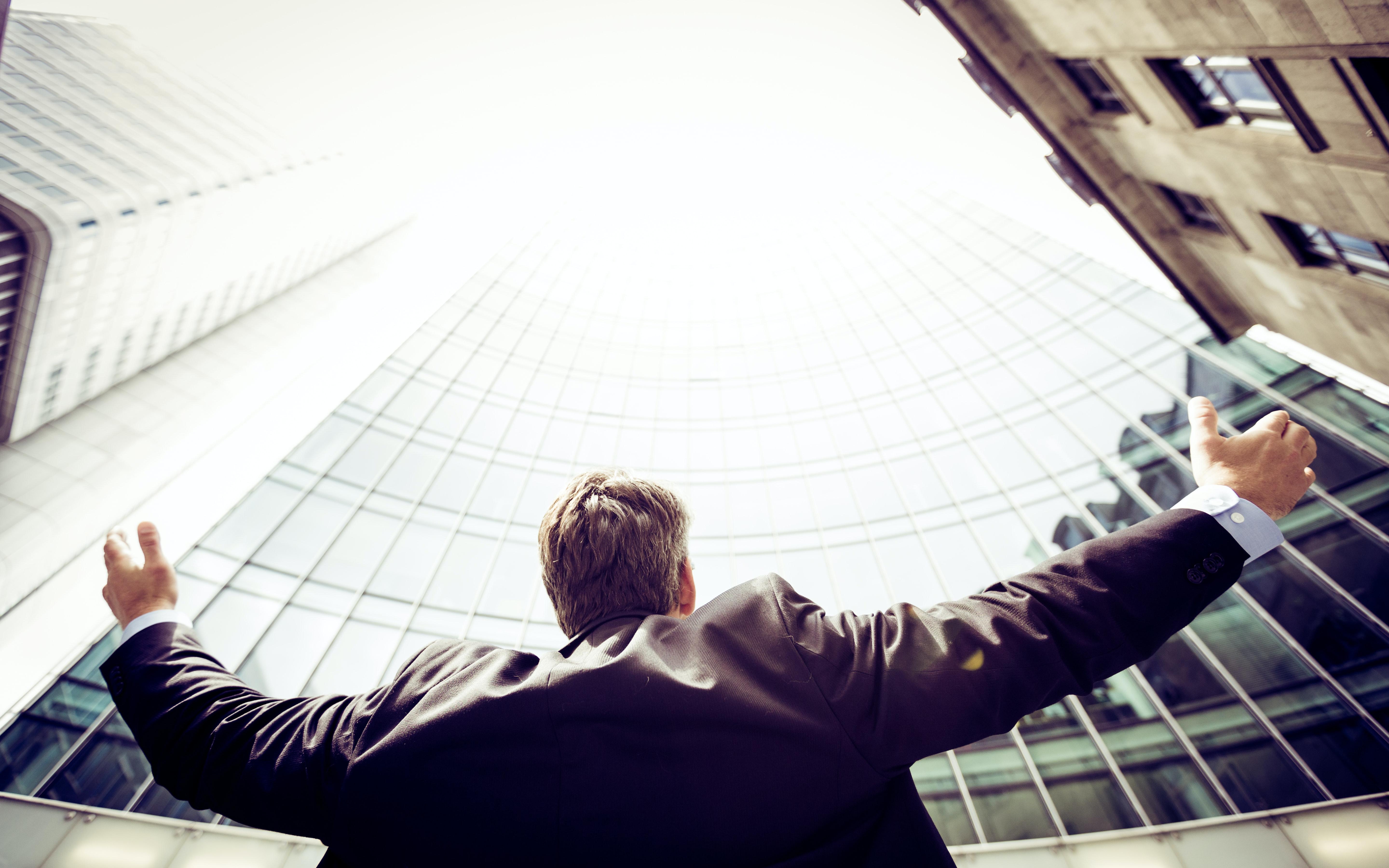 10 Tips to Recreate Your Personality in a Way that Helps You Achieve Success