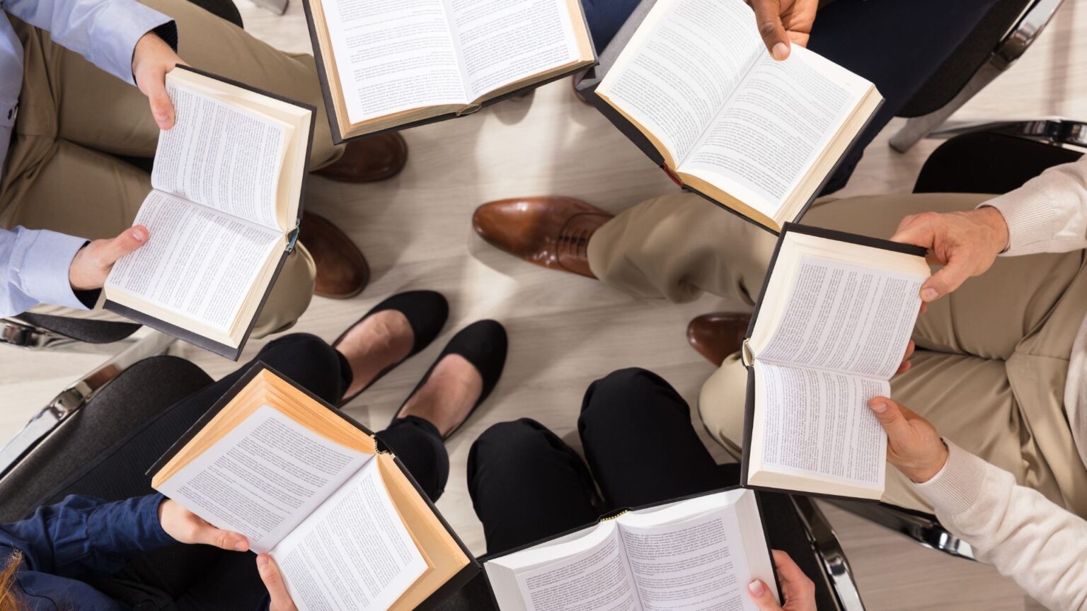 Book Discussion Club