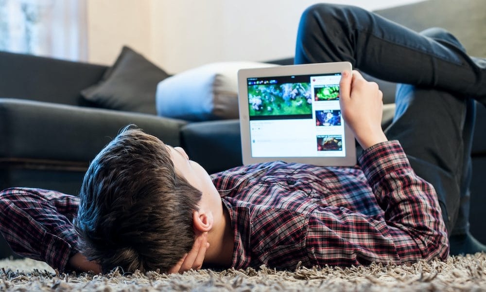 Cognitive Impact of Screens on Adolescents