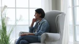 10 Negative Habits to Let Go of to Avoid Regret