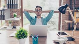 Motivation Between Theory and Practice