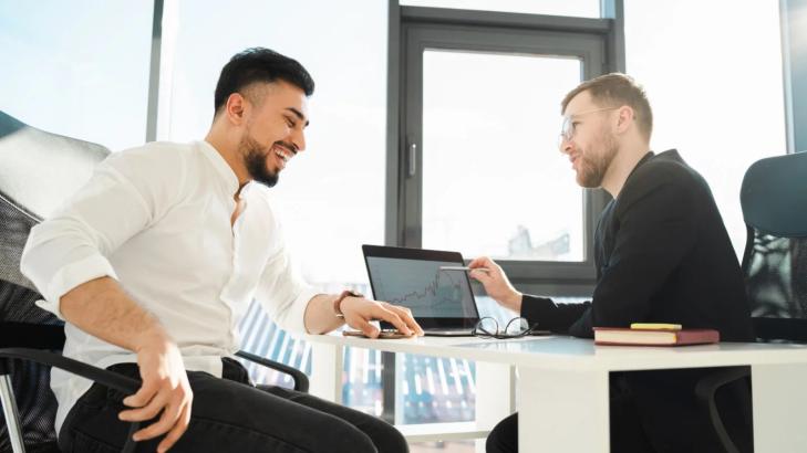 Your Top Five Closest Friends’ Influence On Your Success