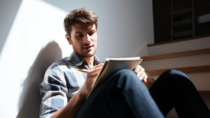 The Impact of Diary Writing on Changing the Way of Thinking