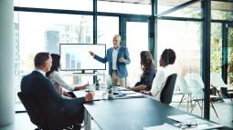 4 Great Ways to Attract Audience Attention in Presentations