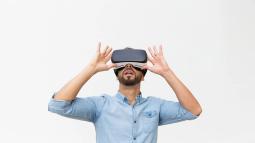 Augmented Reality (AR) vs. Virtual Reality (VR): Understanding the Differences