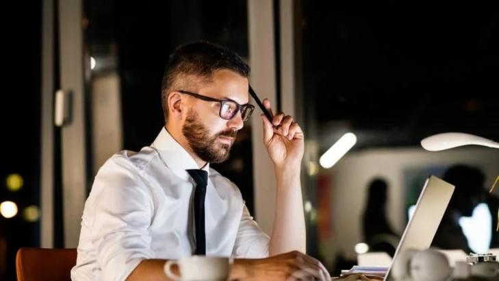 3 Tips to Stop Shouldering All Tasks by Yourself