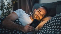 10 Reasons Why Staying Up at Night is a Good Habit