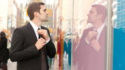 9 Strategies Used by Narcissists to Avoid Arguments